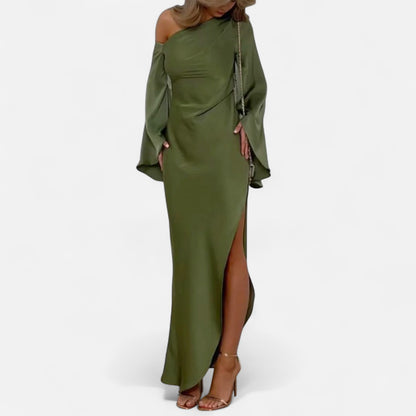 Aureli Paris | Robe Longue Asymétrique – Silhouette Sculptée et Élégance Audacieuse